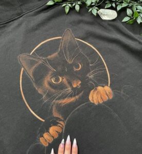 نقاشی گربه با وایتکس رو تیشرت